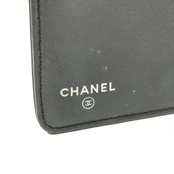 CHANEL - Black Patent Leather Long Wallet - Picture 5 of 5